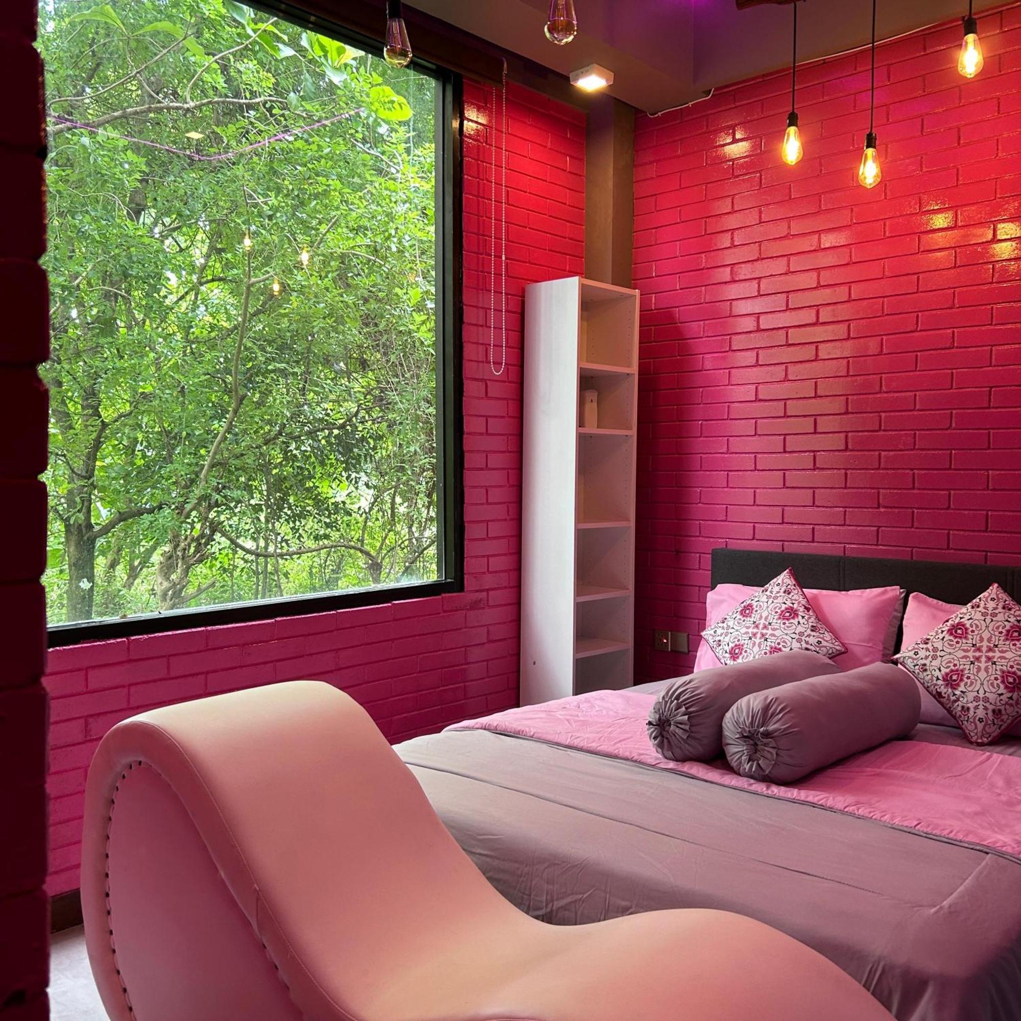 Yurooms Villapartment - Love Room Bali (Adults Only) Jimbaran Dış mekan fotoğraf