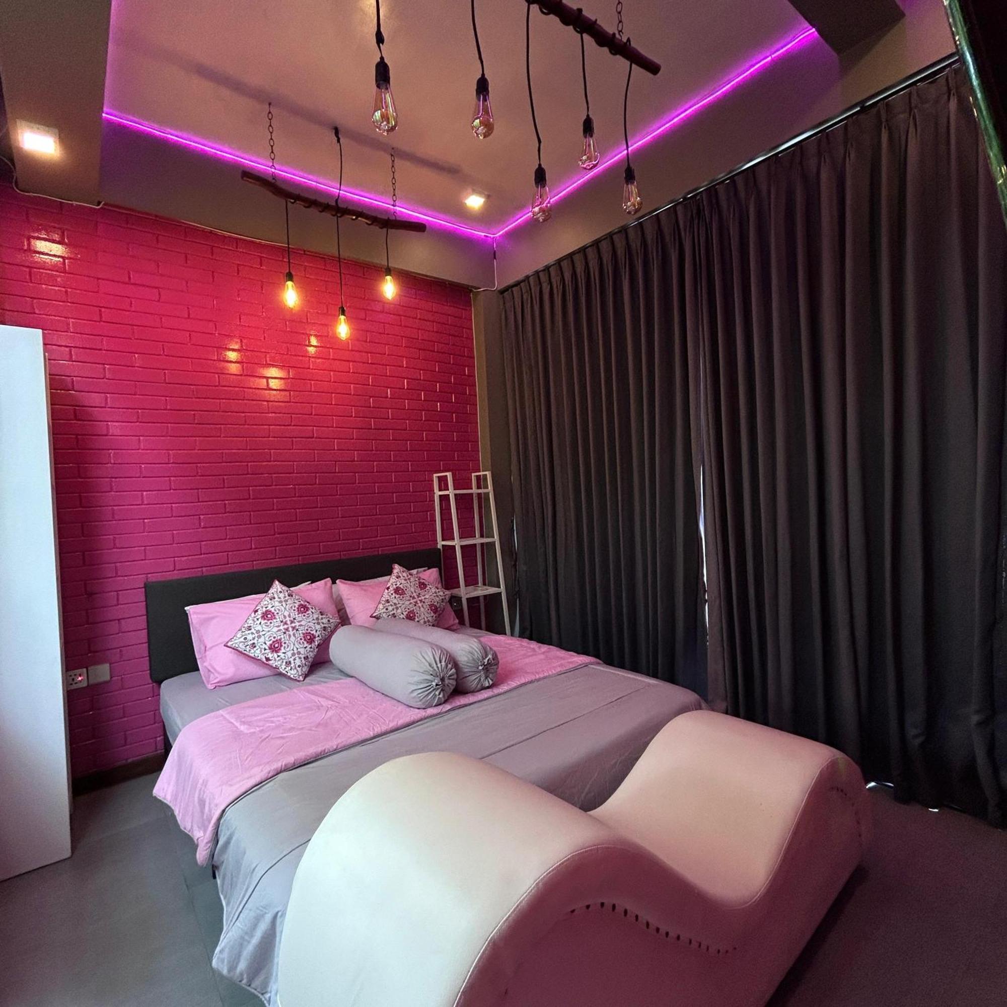 Yurooms Villapartment - Love Room Bali (Adults Only) Jimbaran Dış mekan fotoğraf